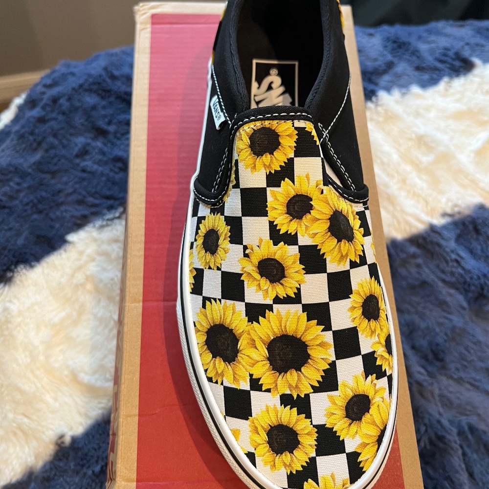 Sunflower vans